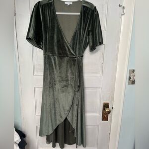 Baltic Born Deep Green Velvet Midi Dress